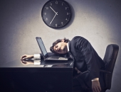 Ātros kredītus nevarēs izsniegt naktīs