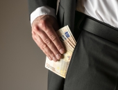 2. ceturksnī vidējā mēneša bruto darba samaksa – 815 eiro