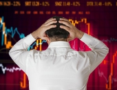 Ķīnā turpina kristies biržu indeksi; kompānijas aptur akciju tirdzniecību biržā