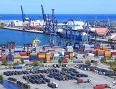 Latvija četros mēnešos joprojām eksportē un importē mazāk nekā Lietuva un Igaunija