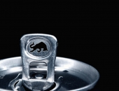 Enerģijas dzērienus aizliedz pārdot jauniešiem vecumā līdz 18 gadiem