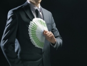 "Mikrotīkls" līdzīpašnieks pērn ierindojies pelnošāko cilvēku topa augšgalā