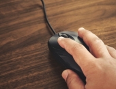 Latvijā interneta lietotāji visbiežāk aplūko telekomunikāciju uzņēmumu reklāmas