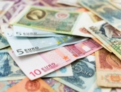 Premjers mudina apsvērt iespēju ļaut uzņēmējiem iespēju maksāt nodokļus arī citās valūtās