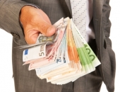 Ierobežos skaidras naudas darījumus starp fiziskām personām