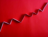 Gads biržā sākas ar strauju izrāvienu