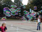 Burbuļu un prieka radīšanas bizness