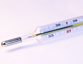 Vai līgums uz noteiktu laiku jāpagarina par darbnespējas periodu?