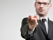 Valdes locekļu atbildība par nodarītajiem zaudējumiem