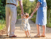 Ceļojot kopā ar mazbērniem, noderēs pilnvara