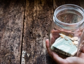 Fizisko personu ziedojumi partijām būs mazāki