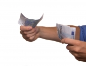 Turpmāk noraidīs nepamatoti dārgus iepirkumus