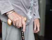 Izvēli par otrajā pensiju līmenī uzkrātā kapitāla izmantošanu varēs atlikt