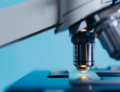 Attaisnoti apsūdzētie krimināllietā par medicīnas aprīkojuma iegādi