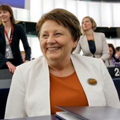 iFinanses.lv Bizness 