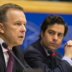 iFinanses.lv Bizness 