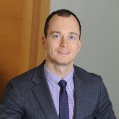 Vai valdes loceklim ir jāslēdz līgums par uzņēmuma automašīnas lietošanu?