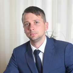 Kurš drīkst pārbaudīt pircēja somu?