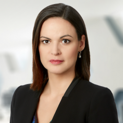 Komercdarbības brīvprātīga apturēšana uz laiku